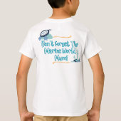 私は少し…カニ!キッズ Tシャツ (裏面)