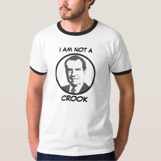 私は屈折のおもしろいなニクソンのワイシャツではないです Tシャツ