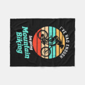 私は山に行くサイクリング フリースブランケット (正面(横))