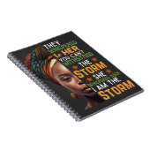 私は嵐のデジタルアートアフロストロングウーマン ノートブック (右側)