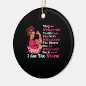 私は嵐の強い女性乳がん戦士 セラミックオーナメント (左)