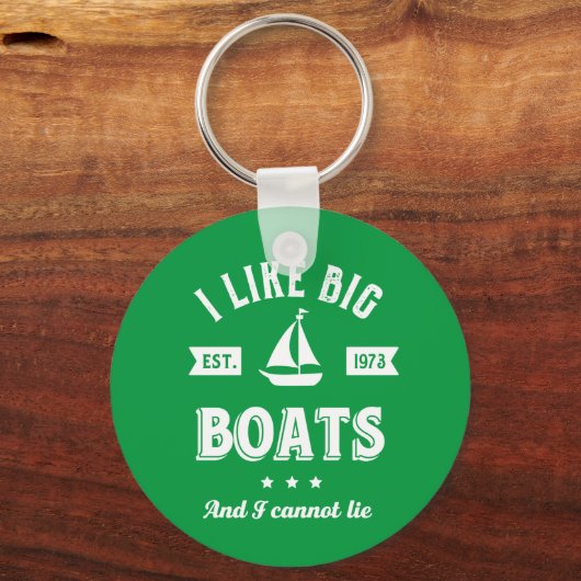 私は帆走魚釣りが嘘をつけない大きなおもしろいボートが好き キーホルダー (正面)