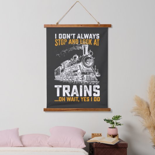 私は常に電車を見ストップてああ待ちYes 吊り下げ型タペストリー (寝室)