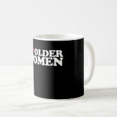私は年上の女性が大好き クールなハート コーヒーマグカップ (正面右)