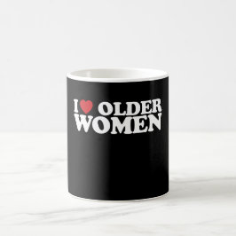 私は年上の女性が大好き クールなハート コーヒーマグカップ