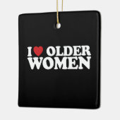 私は年上の女性を愛するGroovyハート セラミックオーナメント (左)