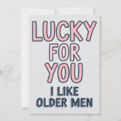 私は年上の男性の誕生日が好きあなたのためのラッキーおもしろい シーズンカード (正面)