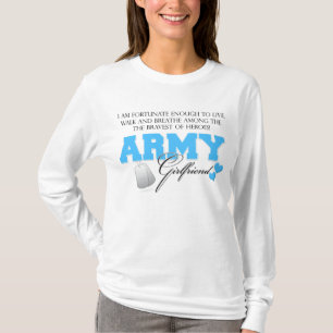 私は幸運-軍隊のガールフレンドです Tシャツ