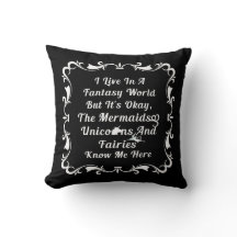 私は幻想の世界に住んでいます