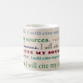 "私は引用します私の源を"。 マグ (中央)