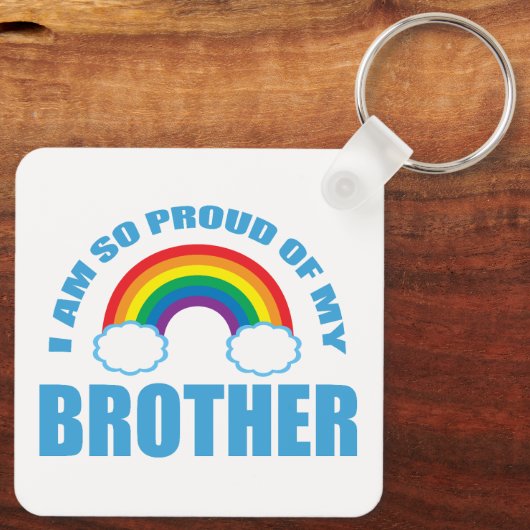 私は弟のレインボー誇りを持ったゲイプライドの出身だ キーホルダー (裏面)