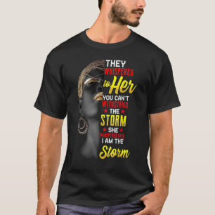 私は強いアフリカ女王の女の子ブラックヒストルだ Tシャツ