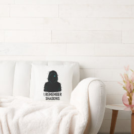 私は影を覚えている – 輝くフード付き姿デザイン クッション