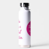 私は役に立つ装飾であるのが好き – ボトル! ウォーターボトル (左面)