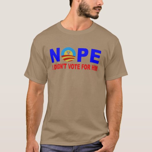 私は彼に投票しなかった Tシャツ (正面)