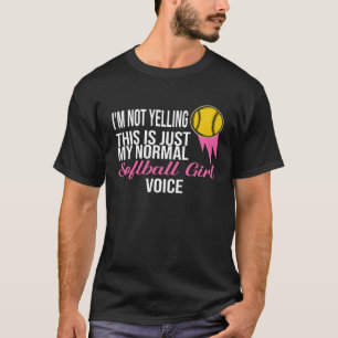 私は彼は私の普通のソフトボールだけ叫んでない Tシャツ