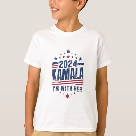 私は彼女と共に カマラ 2024年カマラ・ハリスに投票 Tシャツ (正面)