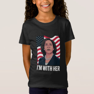 私は彼女と共に カマラ 2024年大統領に投票 Tシャツ