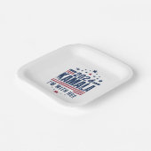 私は彼女のカマラハリスの2024の投票と一緒にいる ペーパープレート (傾斜あり)