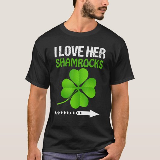 私は彼女のシャムロックSt patricks dayのカップルを愛おもしろいする Tシャツ (正面)