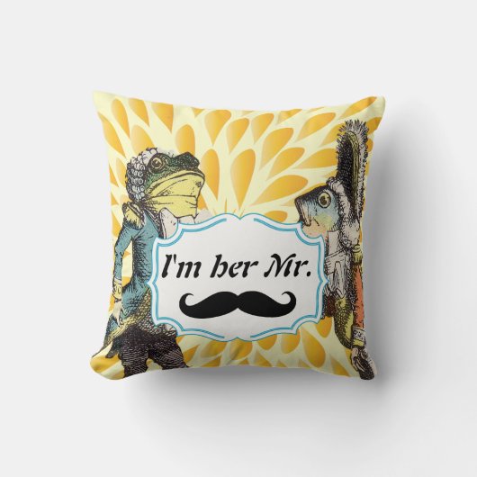 私は彼女のMr.マスタード黄色ひげフローラ枕 クッション (正面)