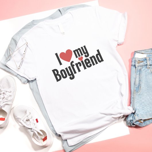 私は彼氏が大好きカワイバレンタインデーのプレゼント Tシャツ