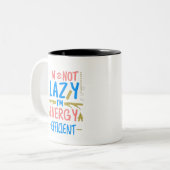 私は怠惰ではない、私はエネルギー効率のグラフィックおもしろいAである ツートーンマグカップ (正面左)