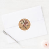 私は悲しくも不機嫌でもない。これが私のフクロウの見た目だ ラウンドシール (封筒)