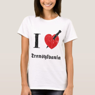 私は愛しますトランシルバニア(黒によって腐食させるフォント)を Tシャツ