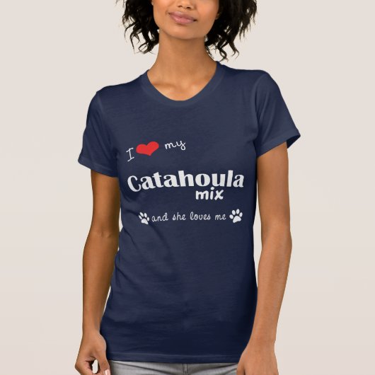 私は愛しますCatahoulaの私の組合せ(メス犬)を Tシャツ (正面)