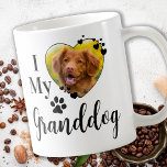 私は愛犬のおじいちゃんパーソナライズされたペット写真 コーヒーマグカップ<br><div class="desc">私は私のおじいちゃんを愛している！... このお気に入りの可愛いペットフォトコーヒーマグで、この父の日、クリスマスや彼のすごい誕生日を驚かせカスタムてあなたの犬おじいちゃん。この与えおもしろい犬の愛者マグカップを持つ、あなたの両親と犬の祖父母への完璧な贈り物！ハート型の写真と可愛い前足プリントの「私は私の祖父が大好き」。犬の恋人、犬の祖父母、犬のおばあちゃんや犬のおじいちゃんや犬のパパ!あなたの犬の写真でパーソナライズお気に入りのする。犬素晴らしからの贈り物。COPYRIGHT © 2022 Judy Burrows,  Black Dog Art - All Rights Reserved.私は私のおじいちゃんパーソナライズされたペット写真コーヒーマグ大好き</div>