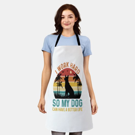 私は懸命で犬の生活を良くできるように働く エプロン (着用した状態)