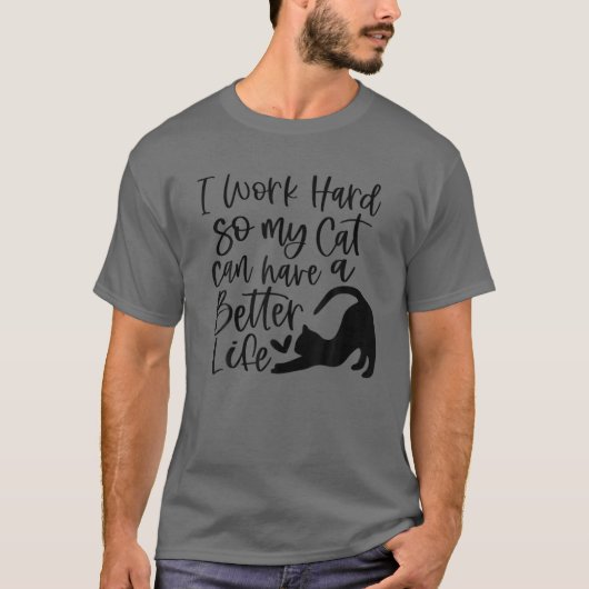 私は懸命で猫の命を取り戻すおもしろい Tシャツ (正面)