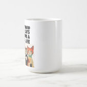 私は懸命で猫の方が飼いやすい コーヒーマグカップ (中央)