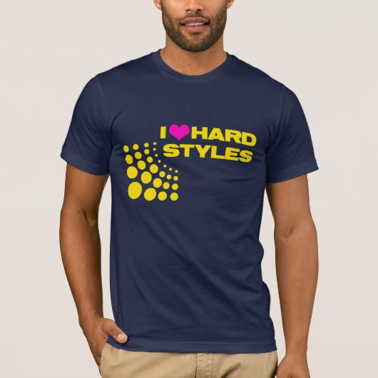 私は懸命のスタイルのティーを愛します Tシャツ (正面)