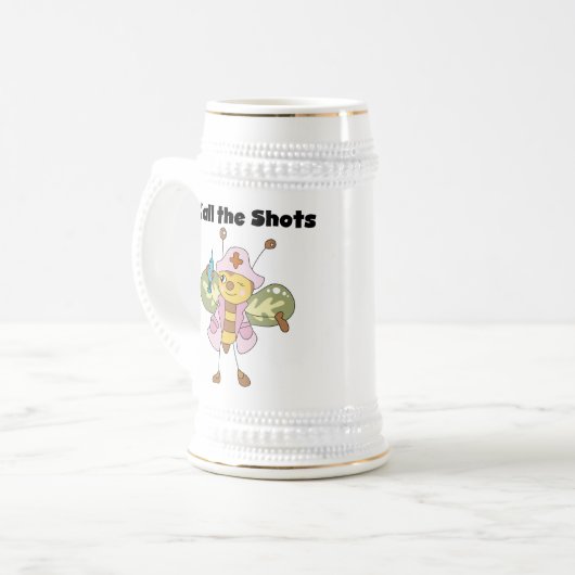 私は打撃のナースのTシャツおよびギフトを呼びます ビールジョッキ (正面左)