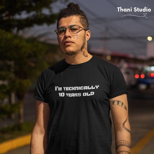 私は技術的には…歳の閏年誕生日 Tシャツ