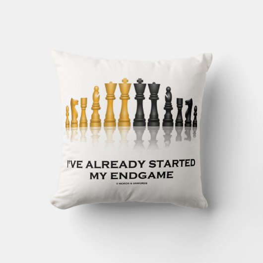 私は既にゲーム終了チェスギークユーモアを始めている クッション (正面)