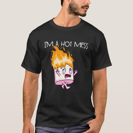 私は暑い混乱のマシュマロのキャンプのスモア Tシャツ (正面)