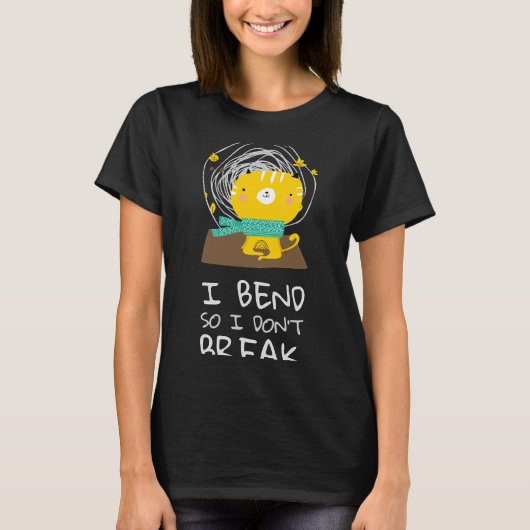 私は曲がるので猫が登場する可愛さを壊さない Tシャツ (正面)
