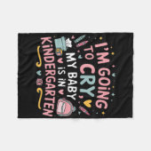 私は最初にベビーが幼稚園で泣く フリースブランケット (正面(横))