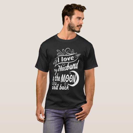 私は月および背部に私の夫を愛します Tシャツ (正面フル)