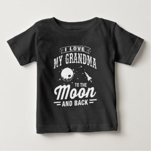 私は月および背部に私の祖母を愛します ベビーTシャツ