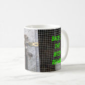 私は朝のアライグマのマグをしません コーヒーマグカップ (正面右)