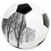 私は木に寄り添うように サッカーボール (3/4)