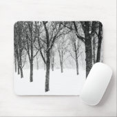 私は木に寄り添うように マウスパッド (マウス)