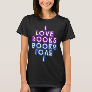 私は本の反射が大好き Tシャツ
