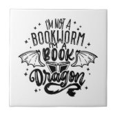 私は本の虫ではない私は本のドラゴンのファンタジー本だ タイル (正面)