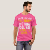 私は本当にスカンクハロウィーンの簡単おもしろいアイディア Tシャツ (正面フル)