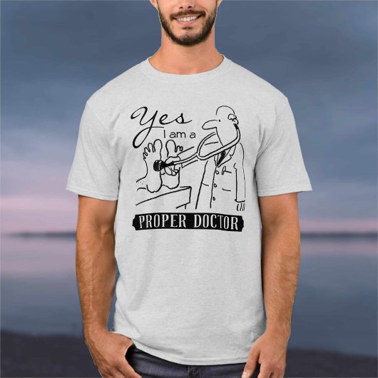 私は本物の医者です。 Tシャツ